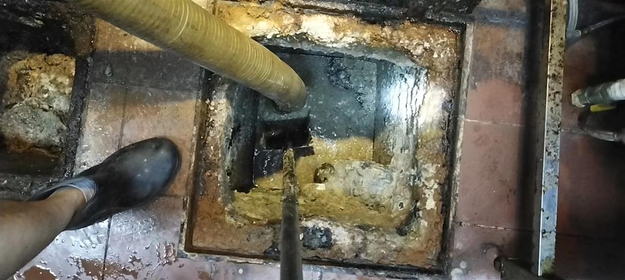 梁平化油池清理-污水池清掏